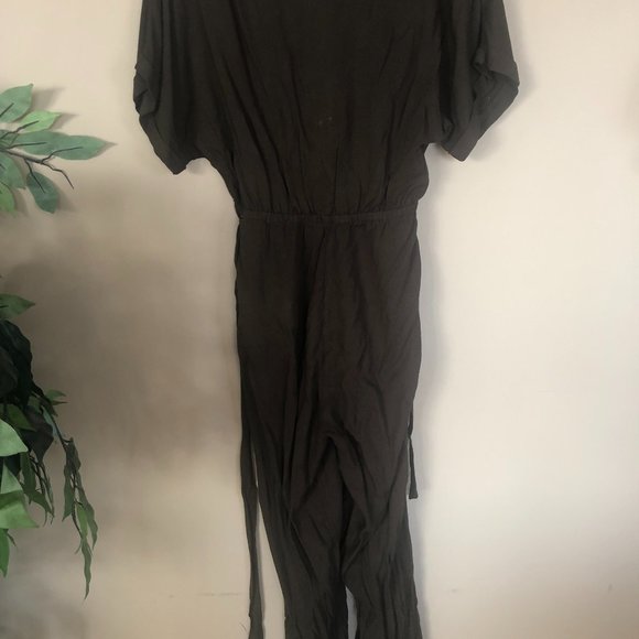 Short sleeve button up jumpsuit - Picture 2 of 5